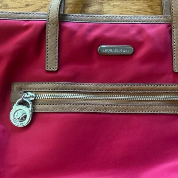 Michael Kors Kempton Red Nylon Brown Leather Tote Pocket Hand Shoulder Bag Zip - Picture 6 of 7